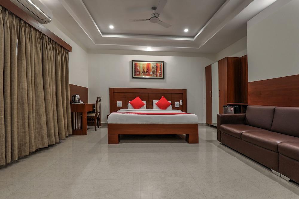 Treebo Trend Hotel Jp Plaza Nampally Хидерабад Екстериор снимка